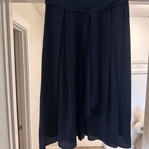 Navy Blue Women's Pleated High-Waisted Skirt